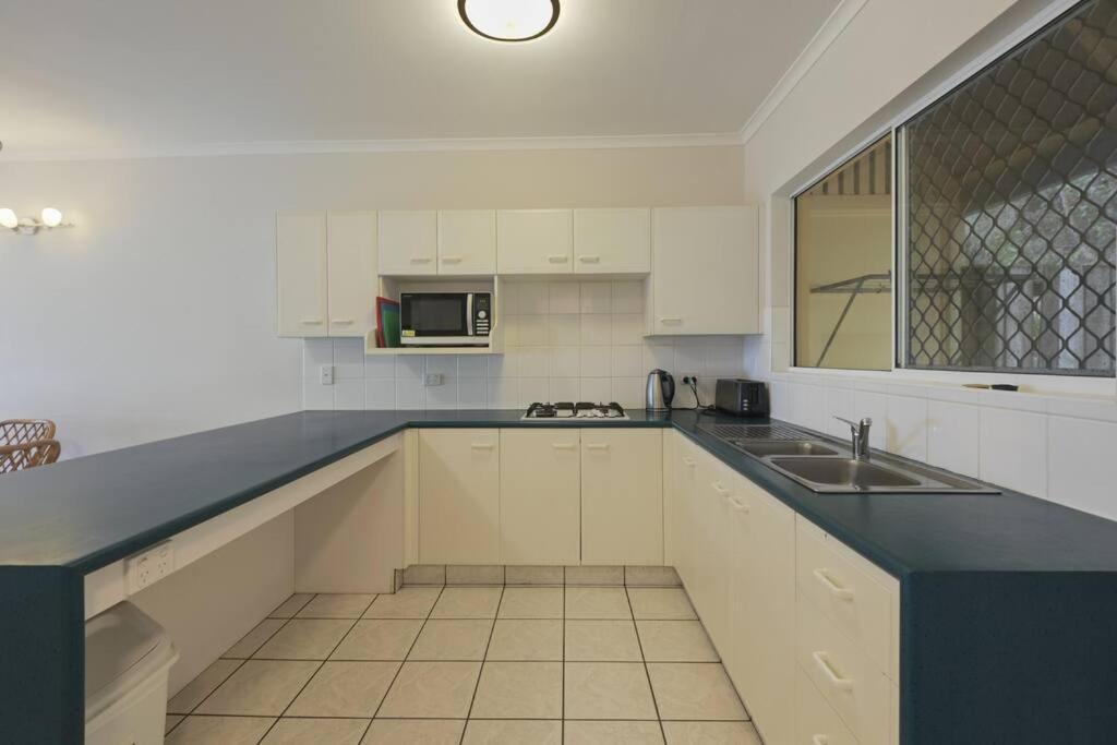 Villa 52 Tangalooma Buitenkant foto